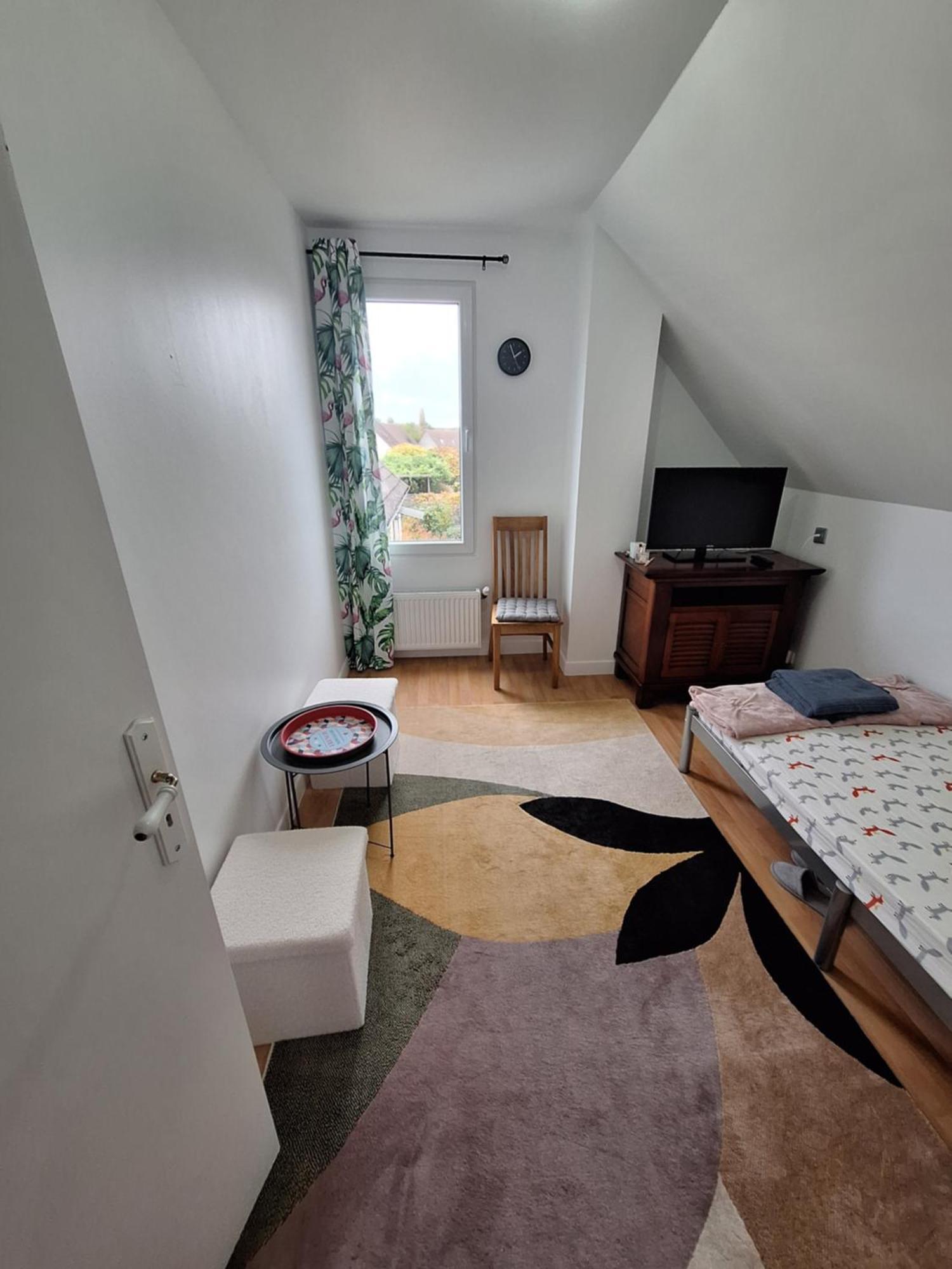 Chambres Et Table D'Hotes - Chez Paul Et Emilia Villers-Cotterets  Exterior photo